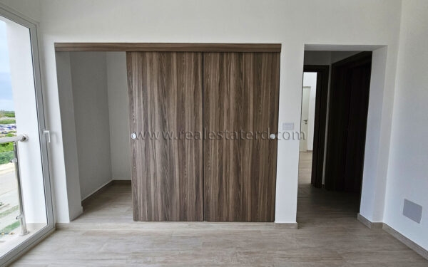 Продажа Апартамента в Корал Бей 16