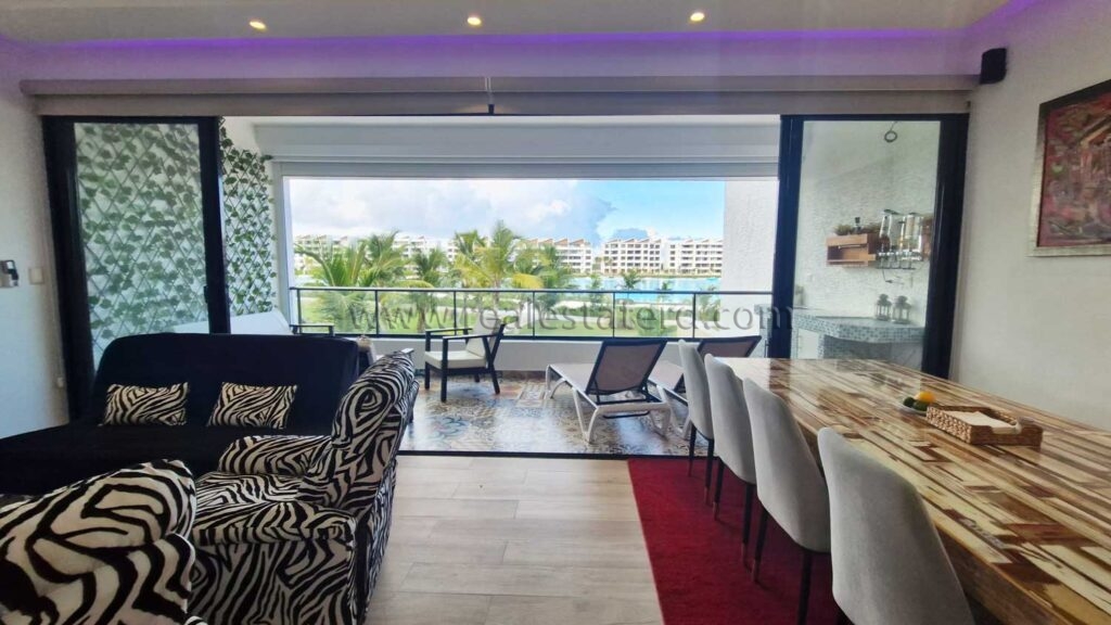 Апартамент с 3 спальнями в The Beach at City Place Баваро 8