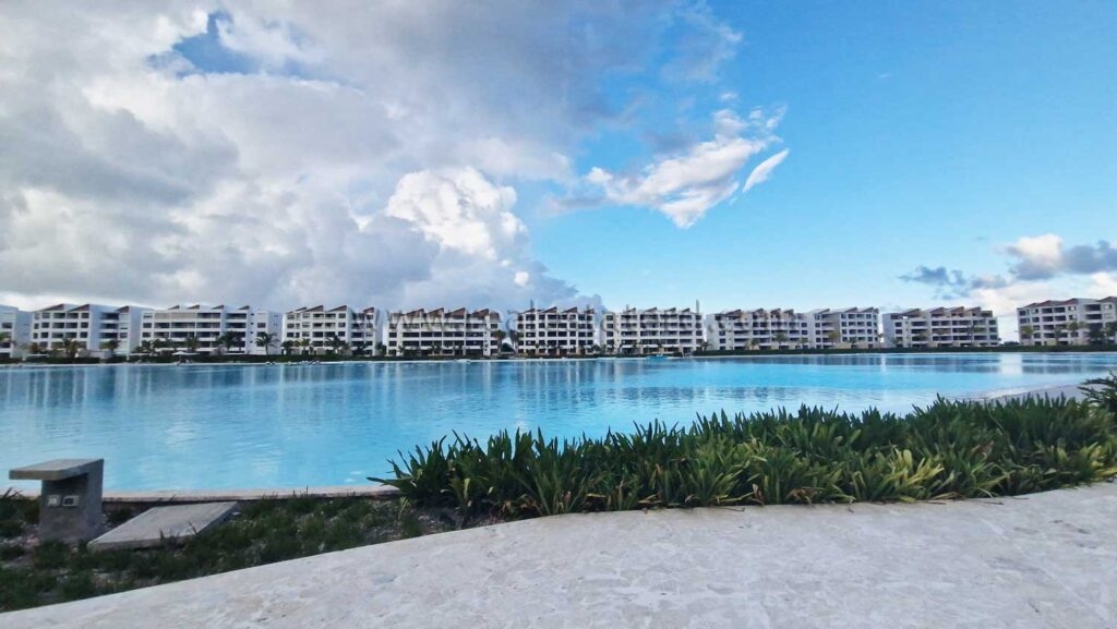 Апартамент с 3 спальнями в The Beach at City Place Баваро 37