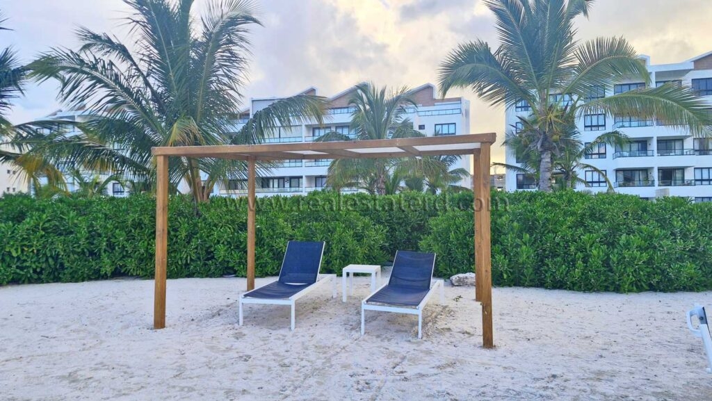 Апартамент с 3 спальнями в The Beach at City Place Баваро 42