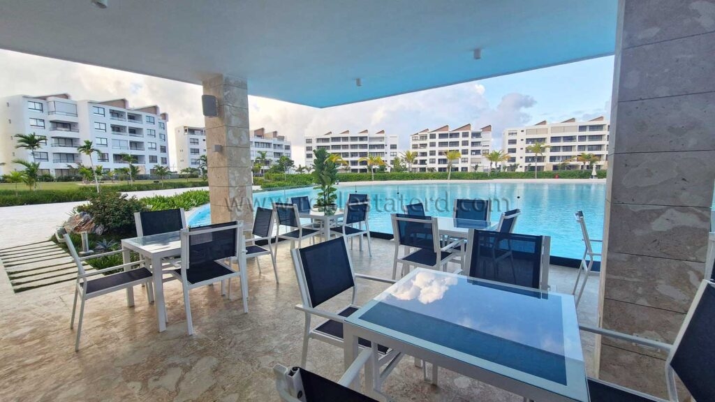 Апартамент с 3 спальнями в The Beach at City Place Баваро 43