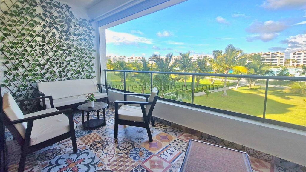 Апартамент с 3 спальнями в The Beach at City Place Баваро 3