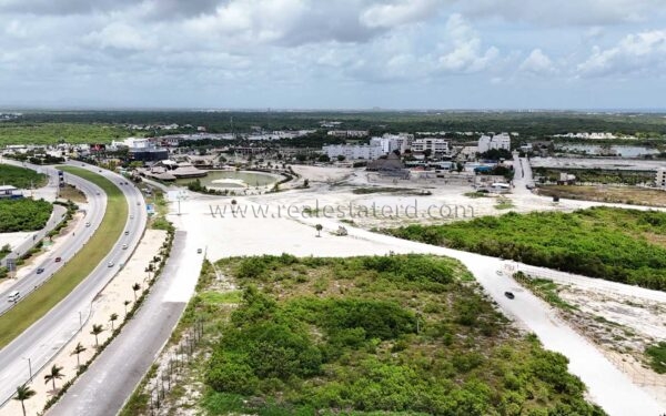 Офисы и коммерческие помещения в City Place Баваро на продажу 40